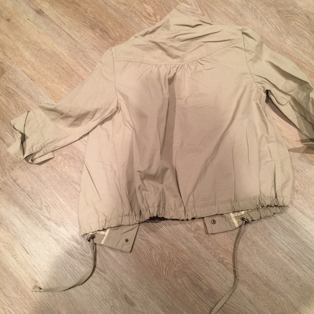 Spring jacket - Picture 3 of 3